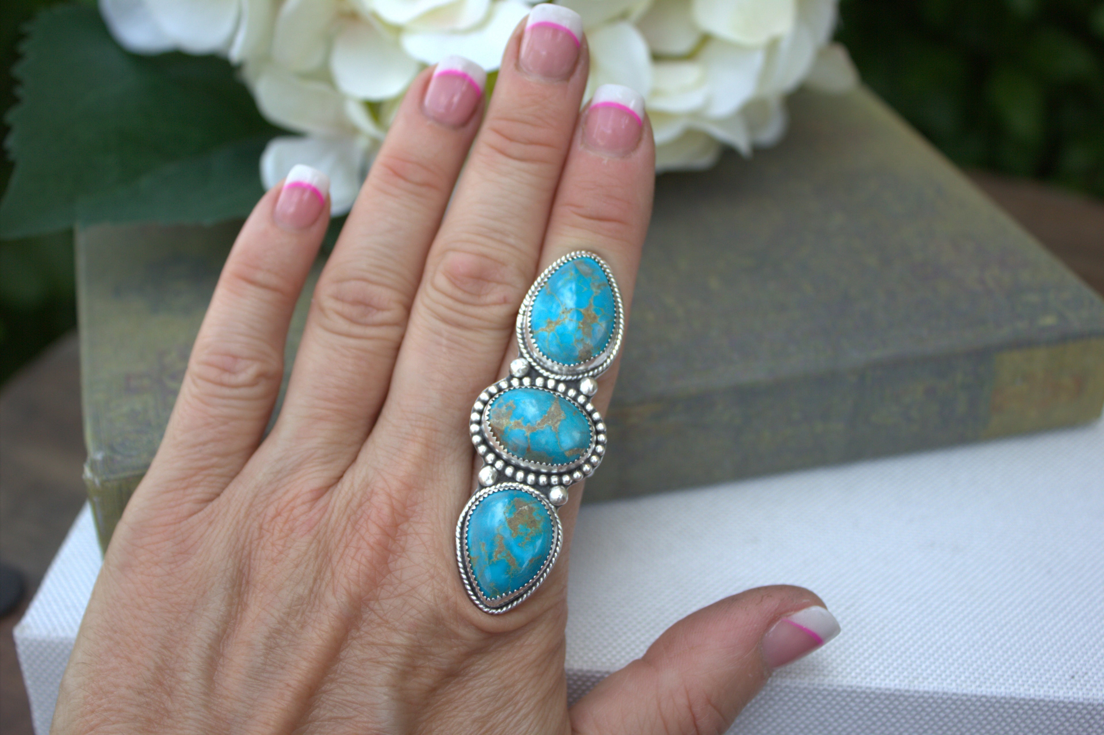 3 Stone Sierra Bella Statement Ring — Size 8¾