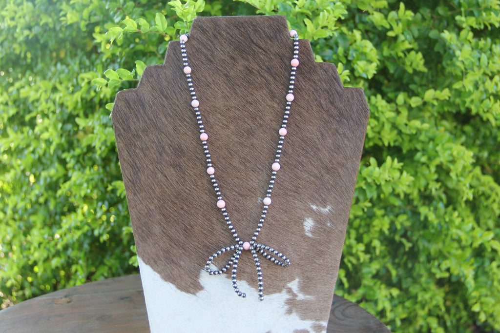 17" Pink Conch and Navajo Style 925 Sterling Silver Bow Necklace